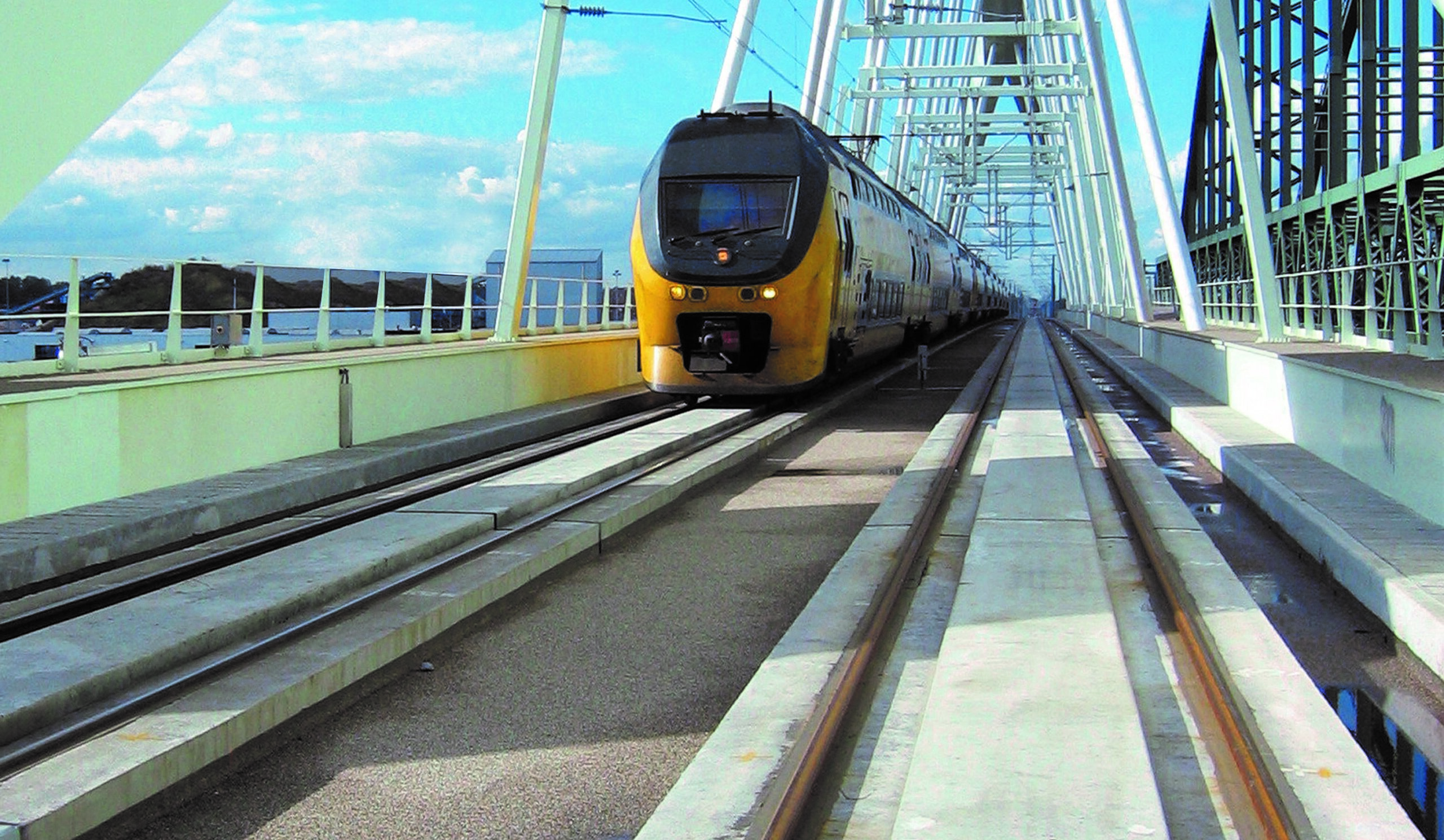 De toekomst van het spoor vormgeven met duurzame ballastloze baansystemen
